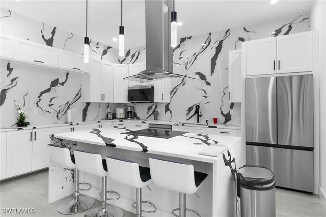 3348 27th AVE NE, Naples, FL 34120