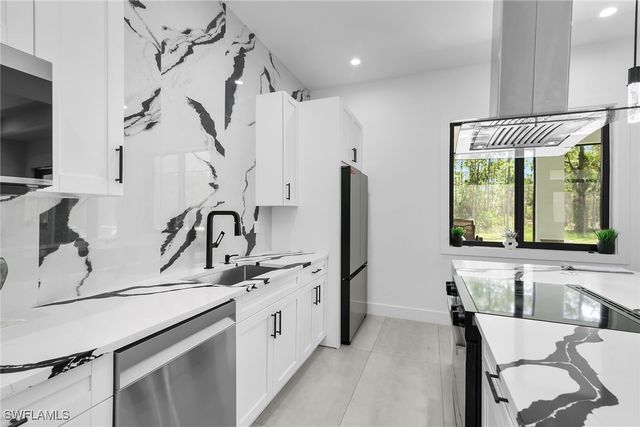 3348 27th AVE NE, Naples, FL 34120