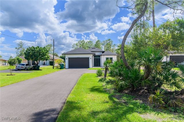 3348 27th AVE NE, Naples, FL 34120