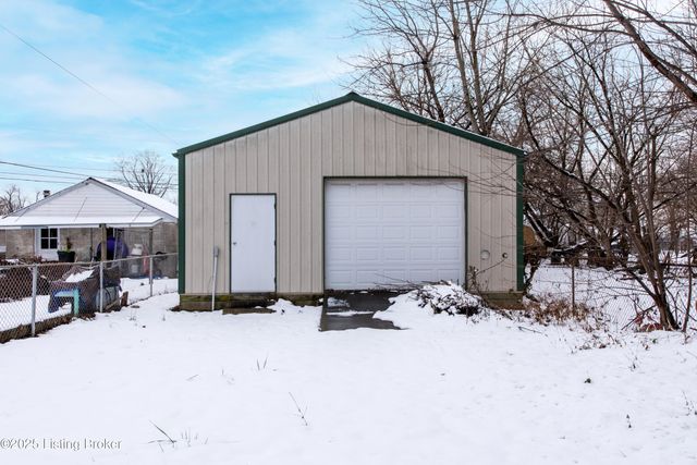 2904 Duncan St, Louisville, KY 40212