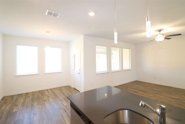 6812 Waterhill Lane, Fort Worth, TX 76179