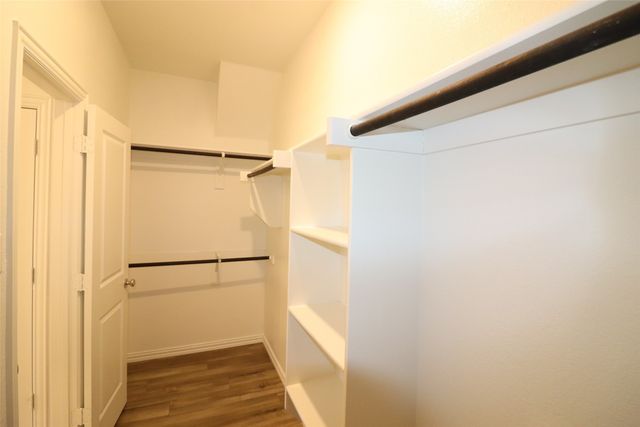 6812 Waterhill Lane, Fort Worth, TX 76179