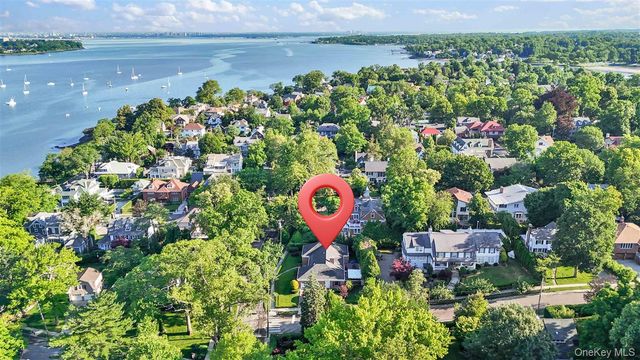 105 Park Lane, Douglaston, NY 11363