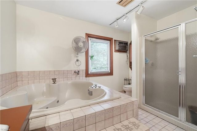 729 W Princess Anne RD, Norfolk, VA 23517