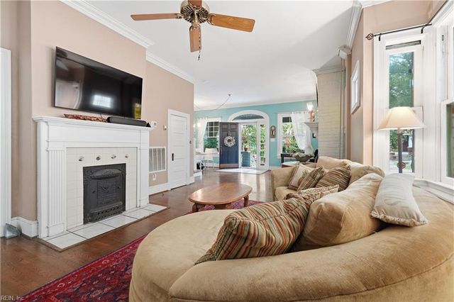 729 W Princess Anne RD, Norfolk, VA 23517