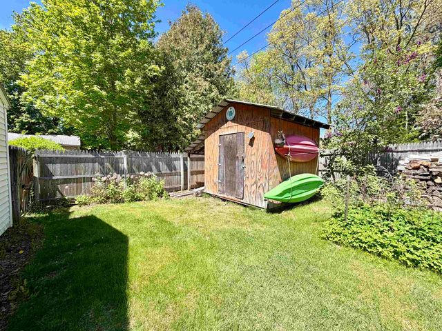 34 Curtis Avenue, Burlington, VT 05401