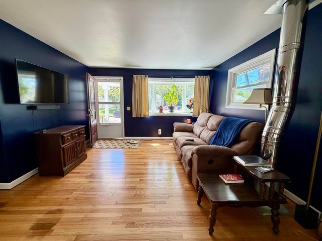 34 Curtis Avenue, Burlington, VT 05401