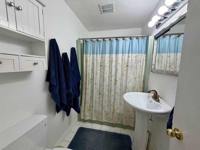 34 Curtis Avenue, Burlington, VT 05401