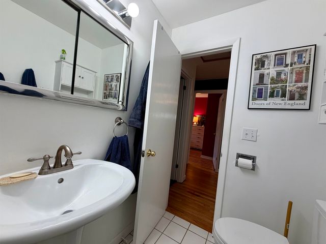 34 Curtis Avenue, Burlington, VT 05401