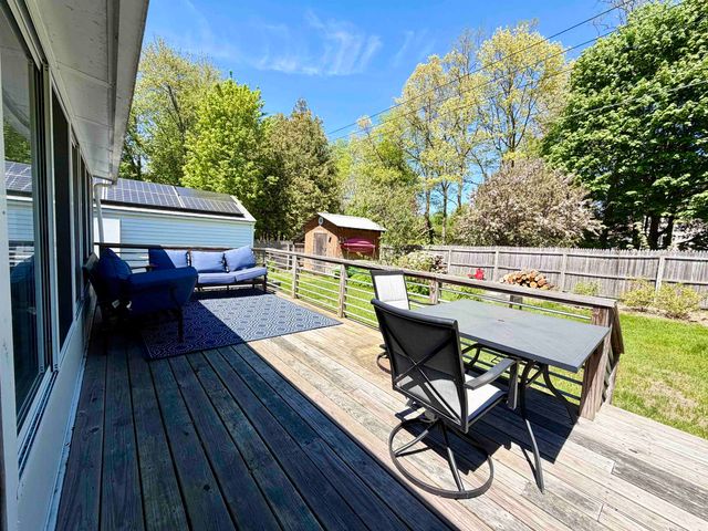34 Curtis Avenue, Burlington, VT 05401