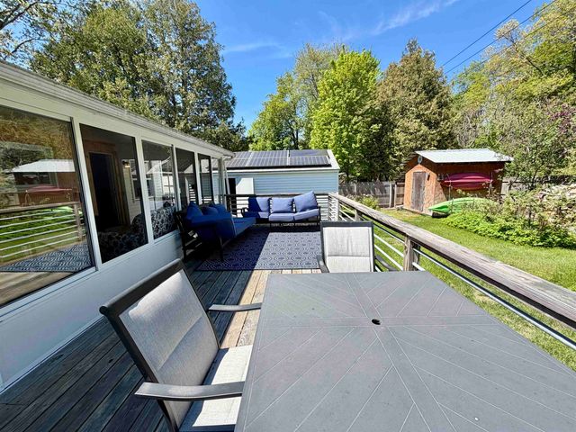 34 Curtis Avenue, Burlington, VT 05401