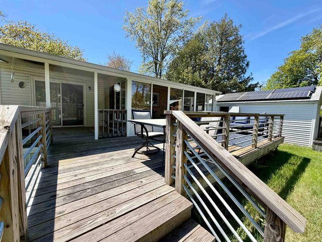 34 Curtis Avenue, Burlington, VT 05401