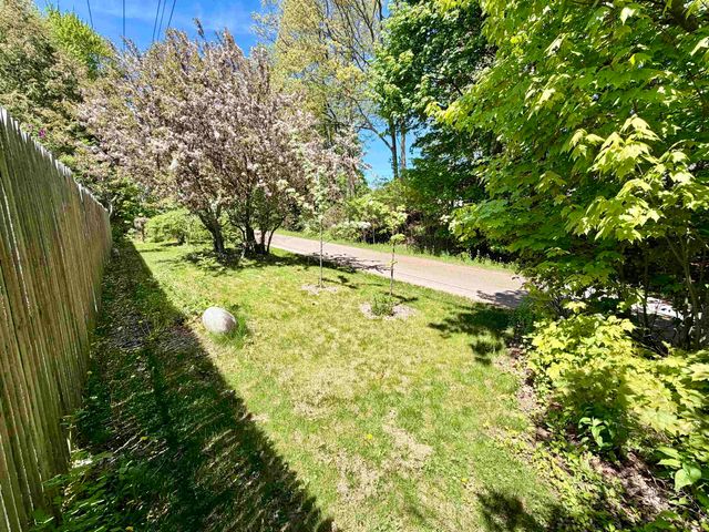 34 Curtis Avenue, Burlington, VT 05401