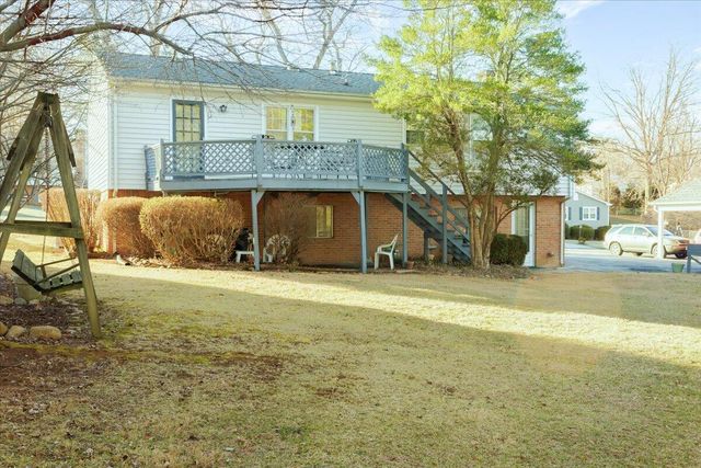 3634 Overbrook DR, Roanoke, VA 24018