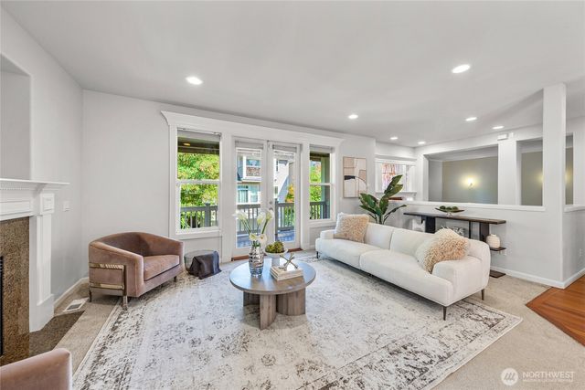 376 Graham Avenue NE, Renton, WA 98059