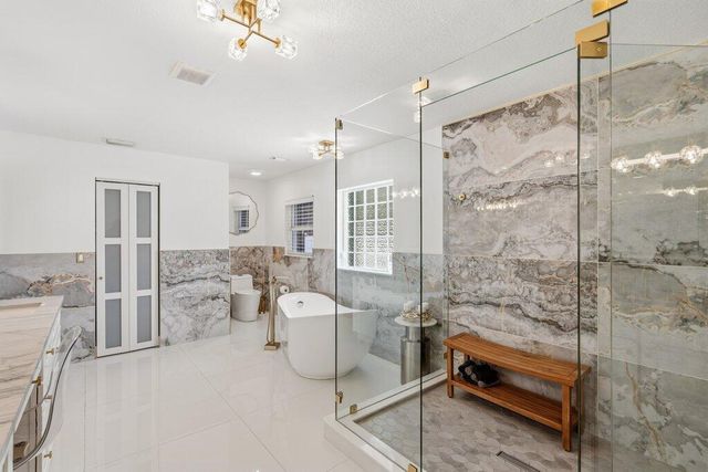 5867 NW Leah Drive, Port St. Lucie, Port St Lucie, FL 34986