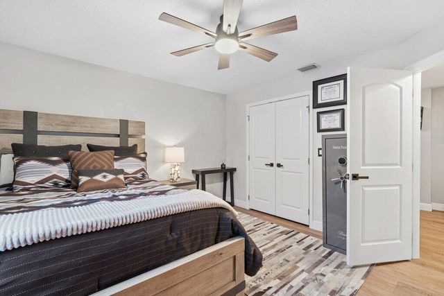 5867 NW Leah Drive, Port St. Lucie, Port St Lucie, FL 34986