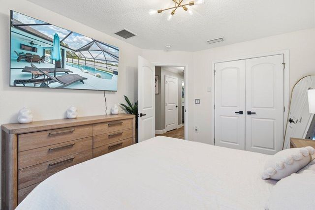 5867 NW Leah Drive, Port St. Lucie, Port St Lucie, FL 34986