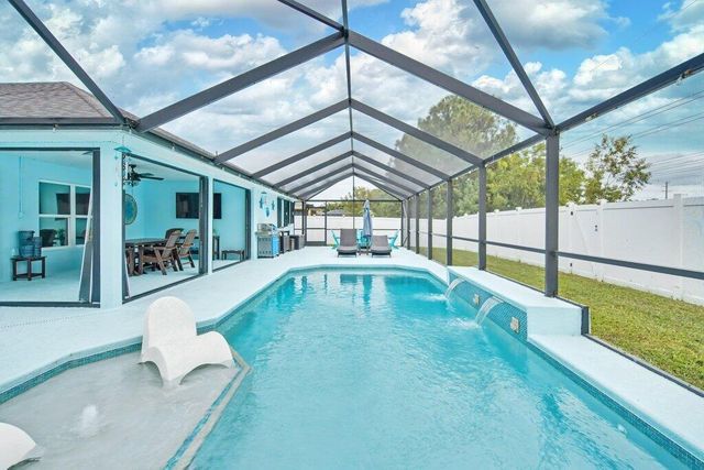 5867 NW Leah Drive, Port St. Lucie, Port St Lucie, FL 34986