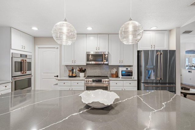 5867 NW Leah Drive, Port St. Lucie, Port St Lucie, FL 34986