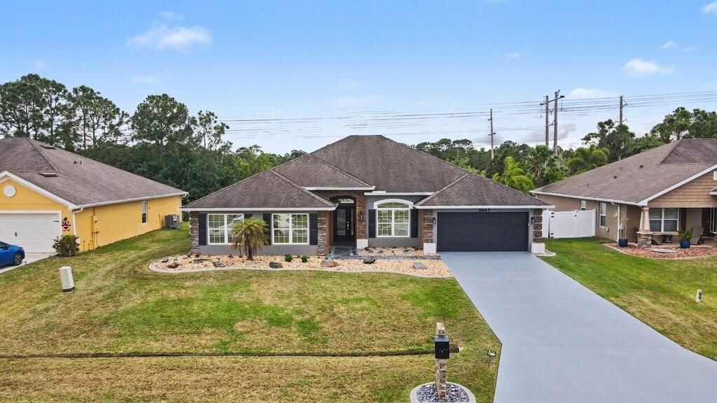 5867 NW Leah Drive, Port St. Lucie, Port St Lucie, FL 34986