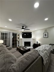 2380 W Orangethorpe Avenue 14, Fullerton, CA 92833