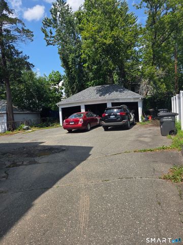 30-32 Wayland Street, Hartford, CT 06114