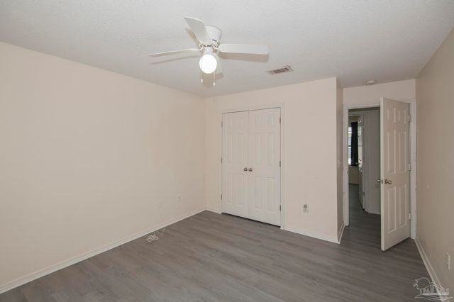 5903 Louisville Ave, Pensacola, FL 32526