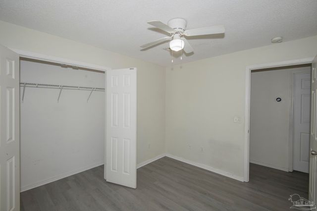 5903 Louisville Ave, Pensacola, FL 32526