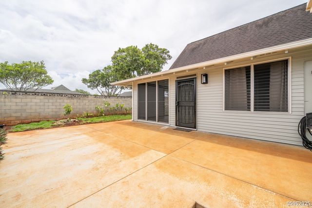 95-544 Naholoholo Street, Mililani, HI 96789