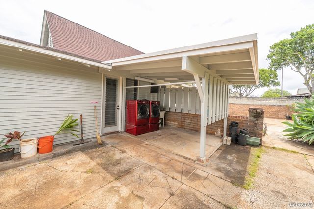 95-544 Naholoholo Street, Mililani, HI 96789