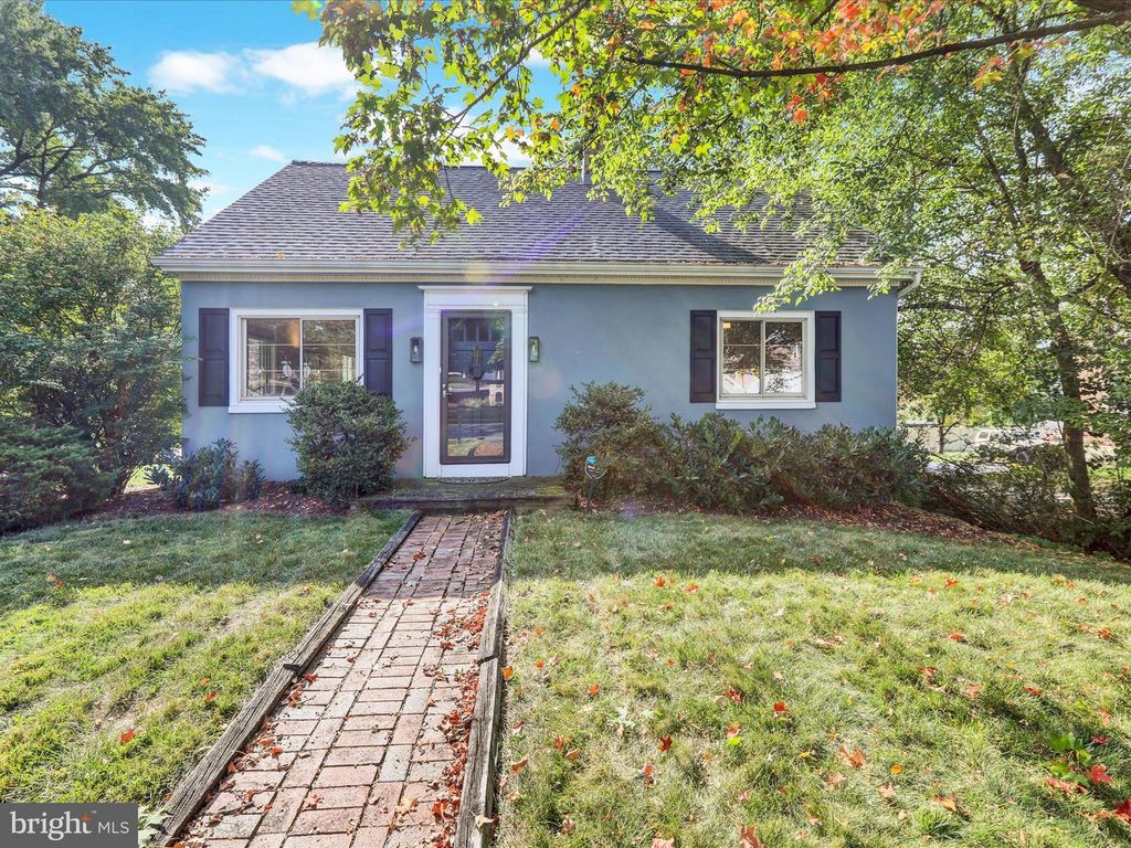 117 W OREGON RD, Lititz, PA 17543