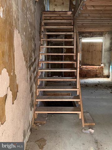 452 FURROW ST, Baltimore, MD 21223