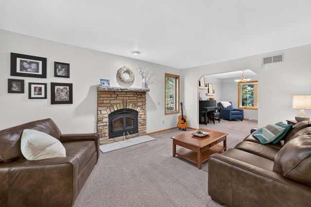 478 Game Ridge Trail, Oregon, WI 53575