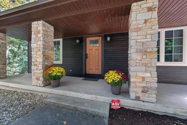478 Game Ridge Trail, Oregon, WI 53575