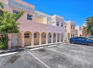 2748 NW 131st St, Opa-locka, FL 33054