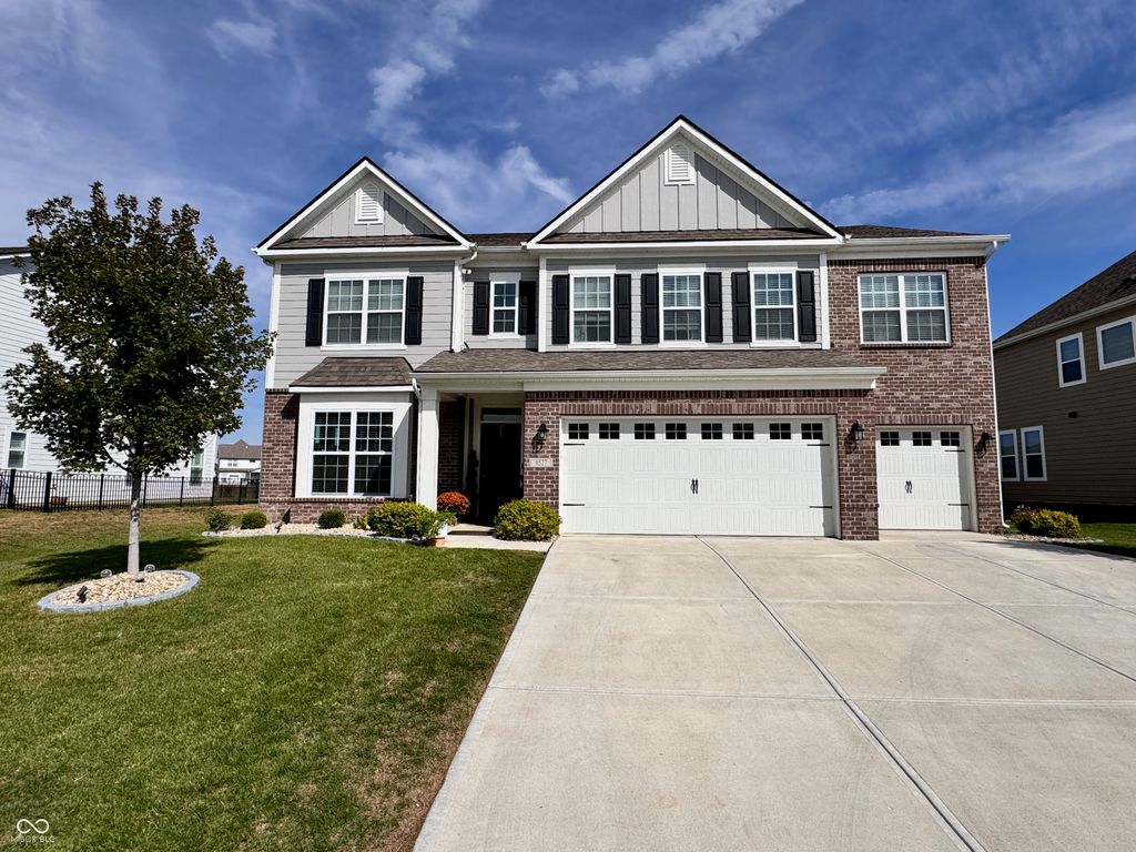 6527 Gulfwood Drive, Brownsburg, IN 46112