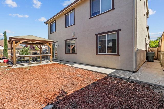 20744 Fairway Dr, Patterson, CA 95363