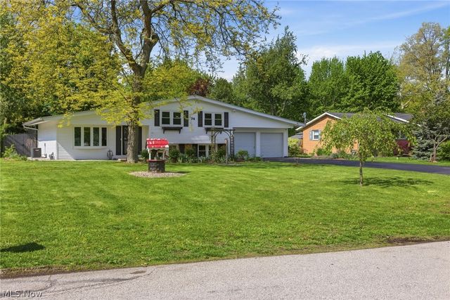 74 Melrose Drive, Painesville Twp, OH 44077