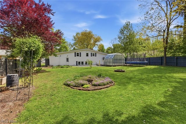 74 Melrose Drive, Painesville Twp, OH 44077