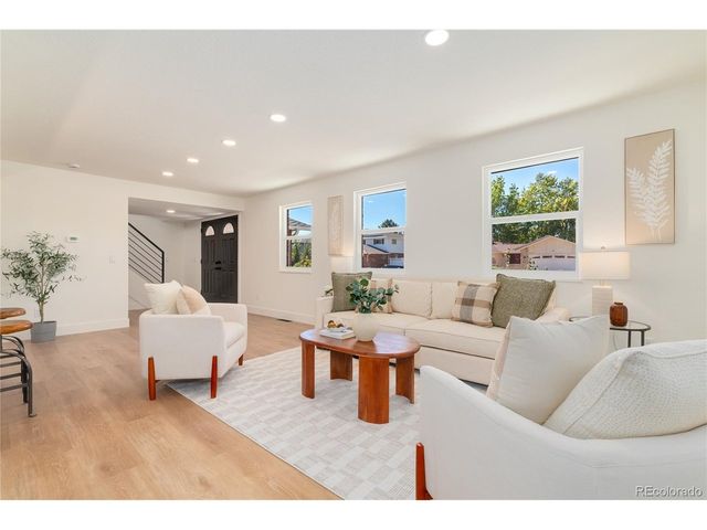 7326 S Lafayette Cir E, Centennial, CO 80122