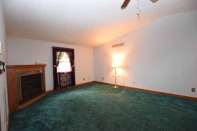 1121 Edinger Road 1121 Edinger Road, Urbana, OH 43078