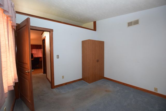 1121 Edinger Road 1121 Edinger Road, Urbana, OH 43078