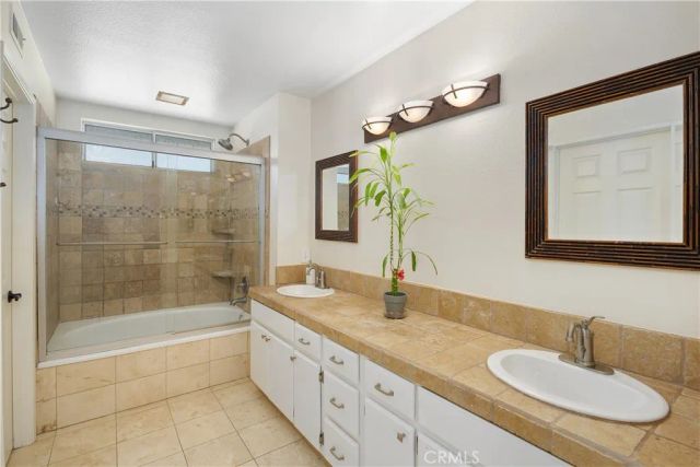 30440 Teal Brook Dr, Menifee, CA 92584