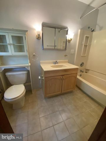 1002 WINDSOR AVE, Dresher, PA 19025