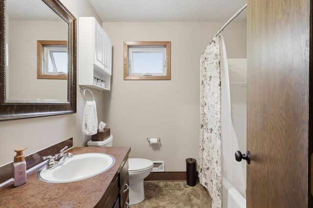 12997 Euclid Avenue, Apple Valley, MN 55124