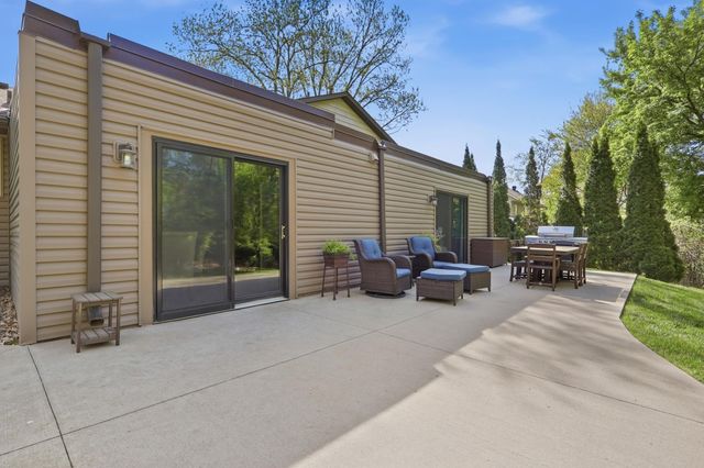 12997 Euclid Avenue, Apple Valley, MN 55124