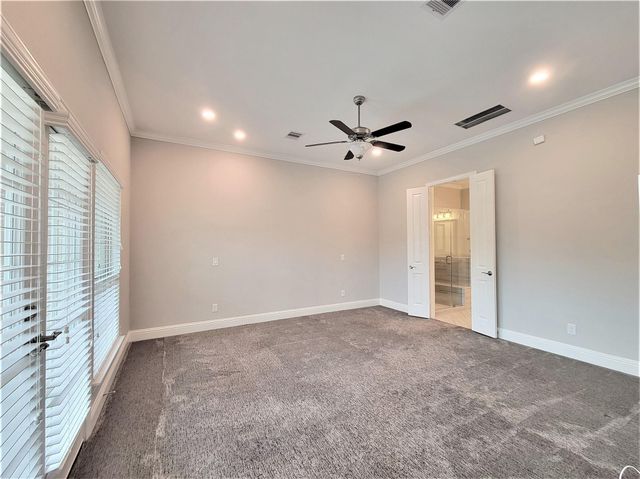 35 Silver Rock Drive, Tomball, TX 77375