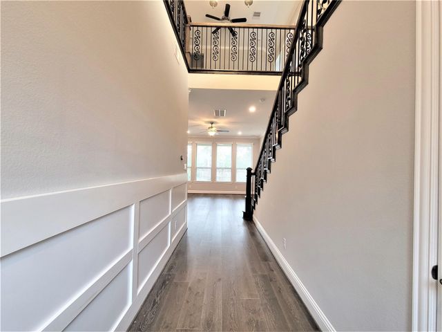 35 Silver Rock Drive, Tomball, TX 77375