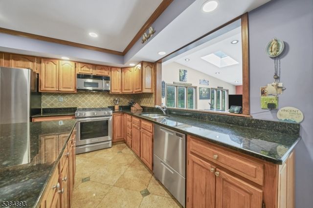 35 N Mount Lebanon Rd, Washington Twp., NJ 07853